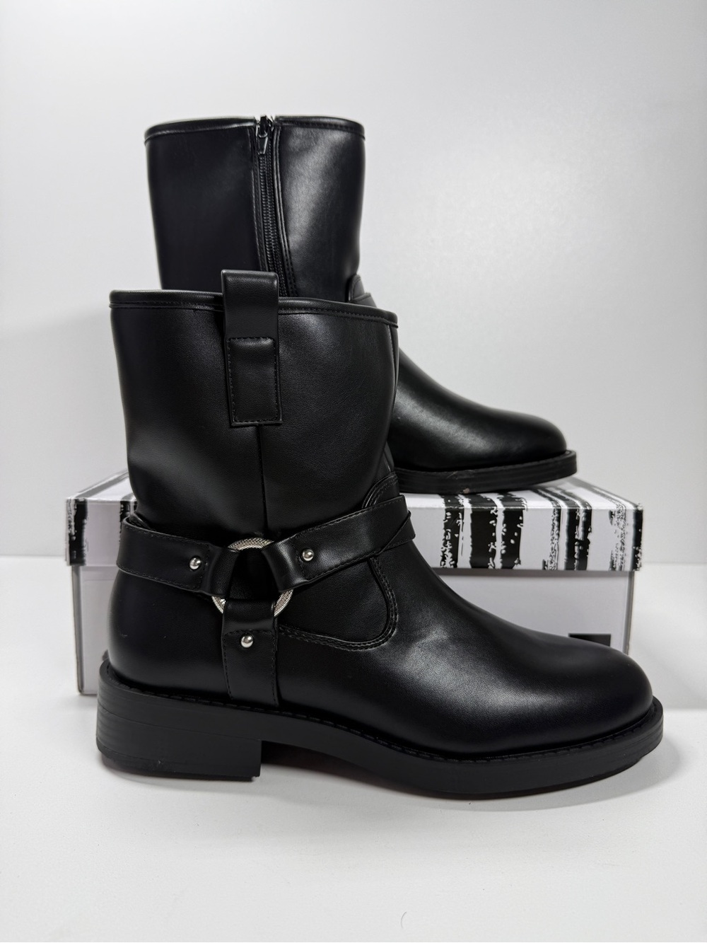 NIB • Dv Dolce Vita Women's Moto Boot Size: 9